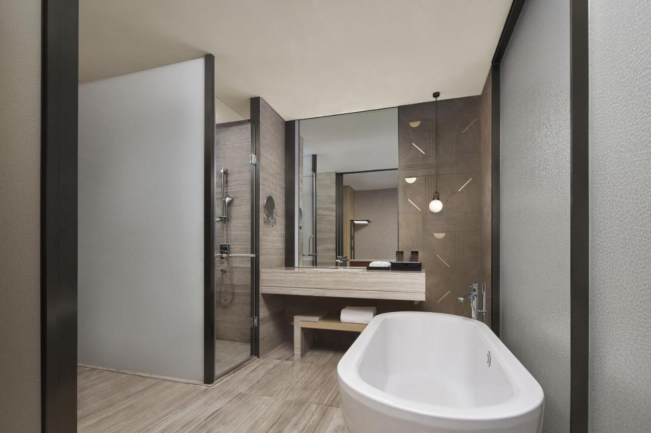 Four Points By Sheraton Guiyang, Huaxi Guiyang  Esterno foto